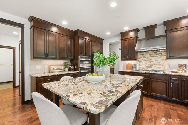 19503 204th Avenue NE, Woodinville, WA 98077