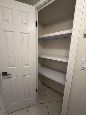 6932 Crown Gate Drive, Miami Lakes, FL 33014