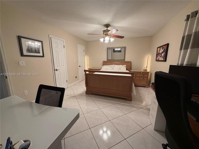 6932 Crown Gate Drive, Miami Lakes, FL 33014