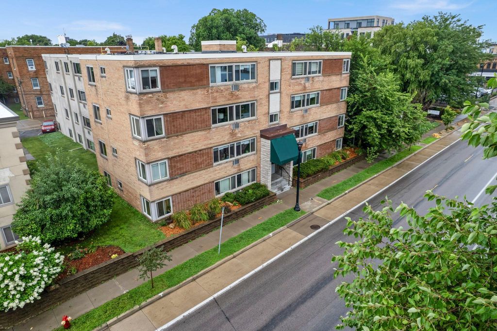 3120 Hennepin Avenue 106, Minneapolis, MN 55408