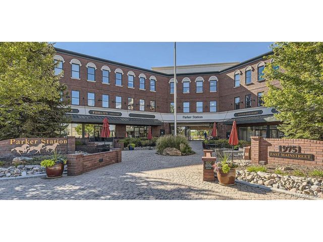 10890 Tundra Top Dr, Parker, CO 80134