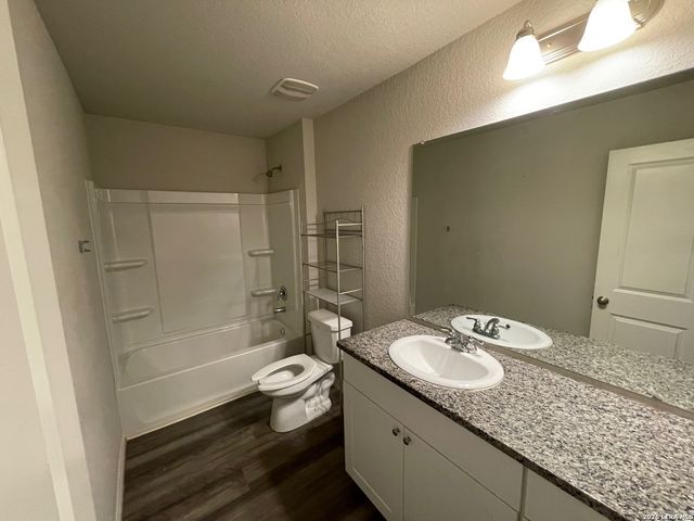 4142 MESA CV, San Antonio, TX 78237