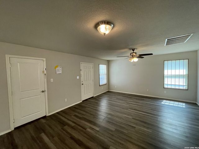 4142 MESA CV, San Antonio, TX 78237