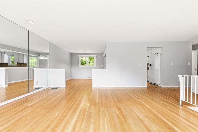 54 Ross Ave, Stoughton, MA 02072
