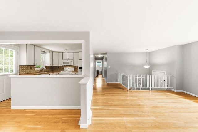 54 Ross Ave, Stoughton, MA 02072