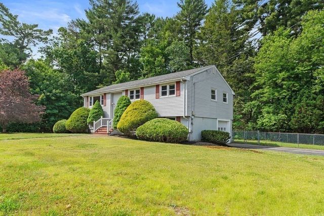 54 Ross Ave, Stoughton, MA 02072