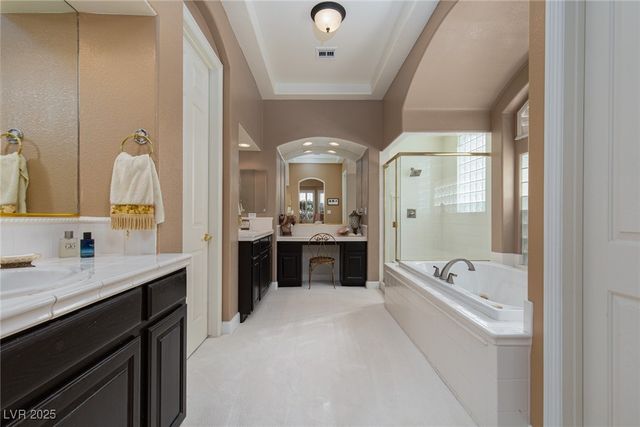 305 Round Stone Court, Las Vegas, NV 89145