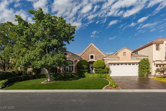 305 Round Stone Court, Las Vegas, NV 89145