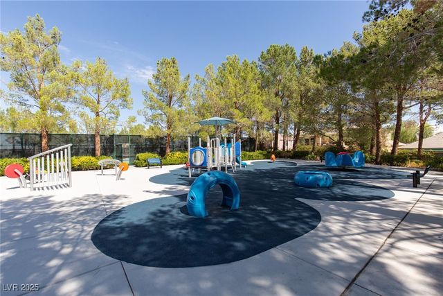 305 Round Stone Court, Las Vegas, NV 89145