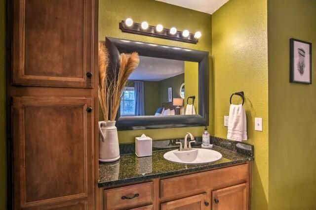 200 Golf View Drive 5, Branson, MO 65616