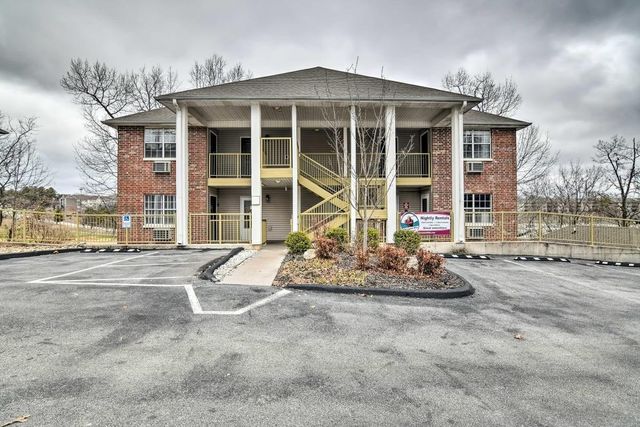 200 Golf View Drive 5, Branson, MO 65616