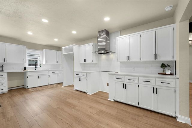 1122 NW Laird Ave, Lawton, OK 73507