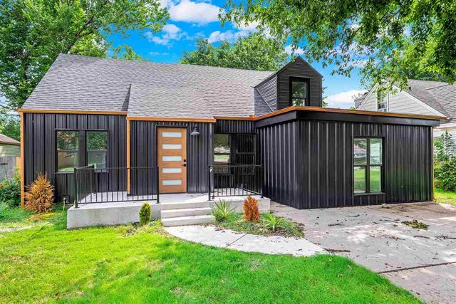1122 NW Laird Ave, Lawton, OK 73507
