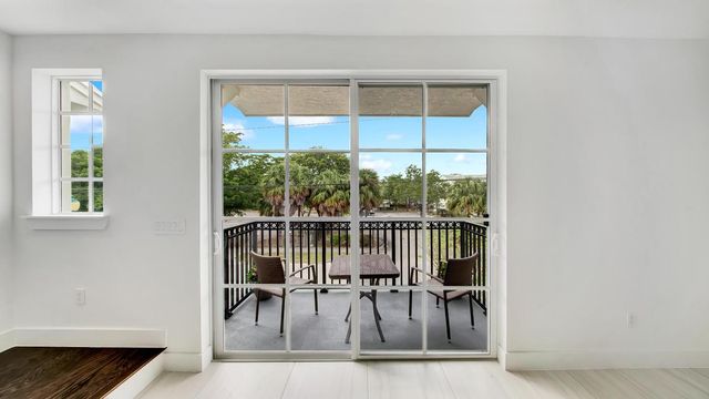 51 NW 4th Avenue, Delray Beach, FL 33444