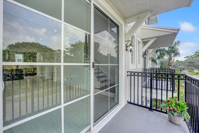 51 NW 4th Avenue, Delray Beach, FL 33444