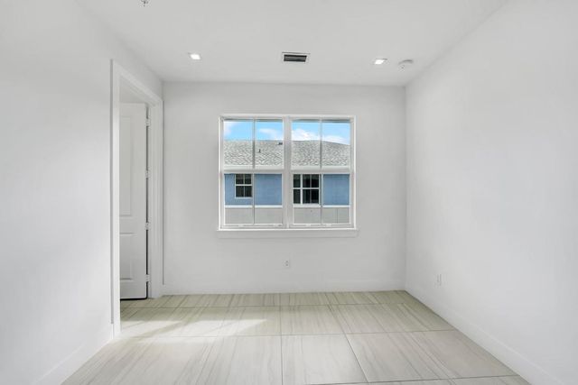 51 NW 4th Avenue, Delray Beach, FL 33444