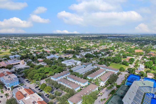 51 NW 4th Avenue, Delray Beach, FL 33444