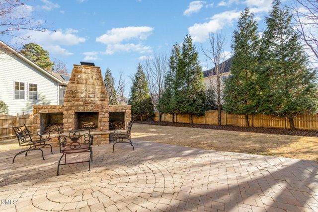 8517 Stonechase Drive, Raleigh, NC 27613