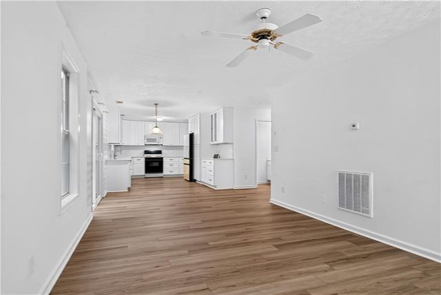 5785 Grove Place Crossing SW, Lilburn, GA 30047