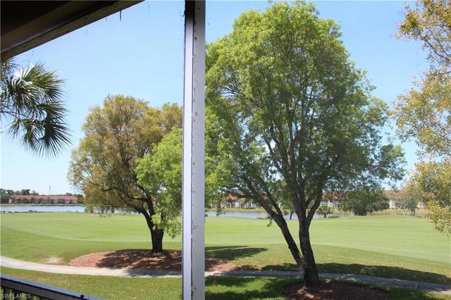 2710 Cypress Trace CIR # 3029, Naples, FL 34119