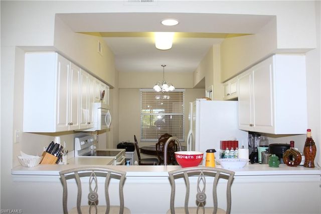 2710 Cypress Trace CIR # 3029, Naples, FL 34119