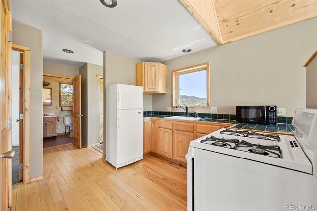 1689 Grand Teton Drive, Hartsel, CO 80449