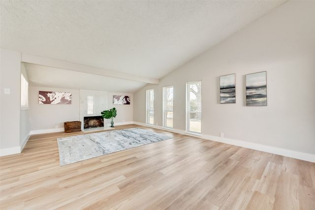 3422 Knoll Point Drive, Garland, TX 75043