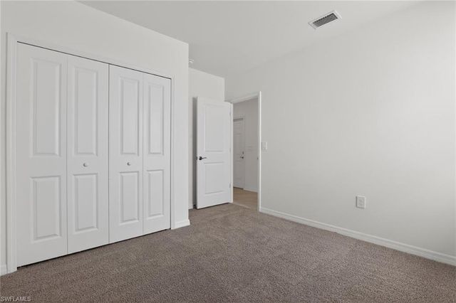 254 Lakeside Breeze WAY, Lehigh Acres, FL 33936