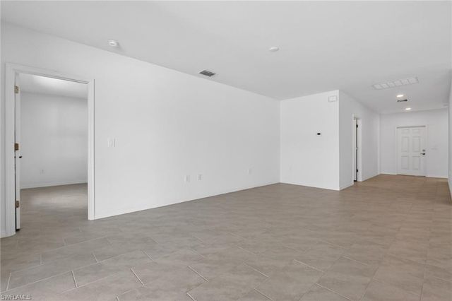 254 Lakeside Breeze WAY, Lehigh Acres, FL 33936