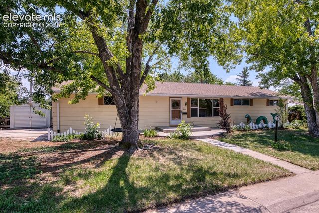8584 E Briarwood Place, Centennial, CO 80112