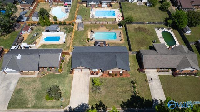 2216 Lancelot Drive SW, Decatur, AL 35603