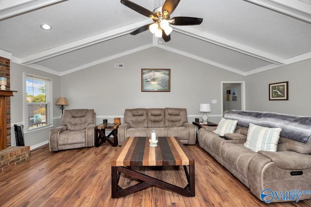 2216 Lancelot Drive SW, Decatur, AL 35603