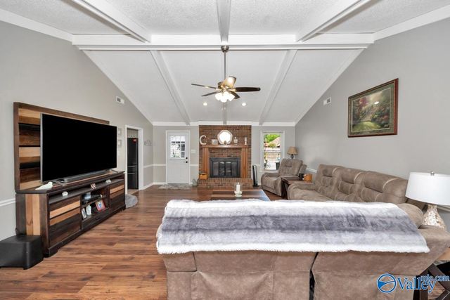 2216 Lancelot Drive SW, Decatur, AL 35603