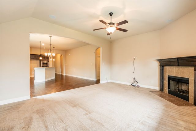 210 Cool Meadows Lane, Red Oak, TX 75154