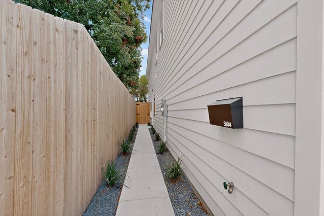 5104 Philip Avenue, Dallas, TX 75223