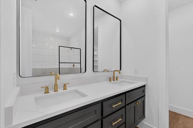 5104 Philip Avenue, Dallas, TX 75223
