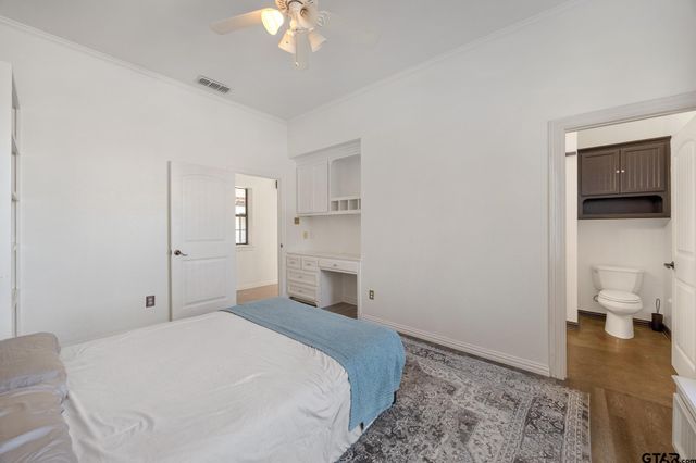 19275 County Road 3411, Chandler, TX 75758