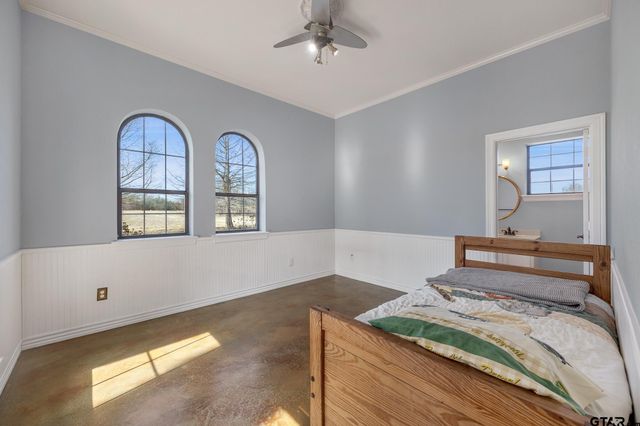 19275 County Road 3411, Chandler, TX 75758