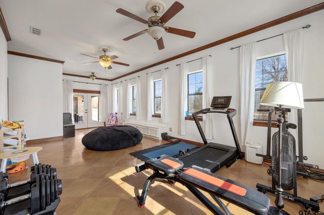 19275 County Road 3411, Chandler, TX 75758