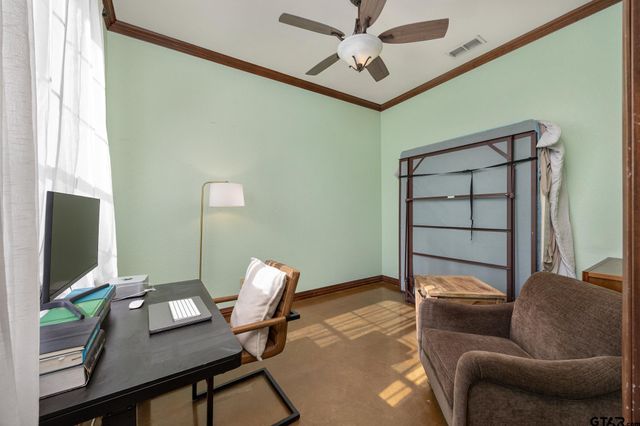 19275 County Road 3411, Chandler, TX 75758