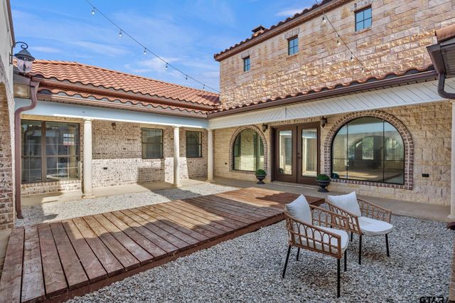 19275 County Road 3411, Chandler, TX 75758