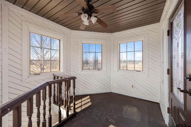 19275 County Road 3411, Chandler, TX 75758