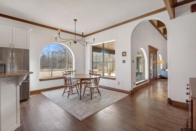 19275 County Road 3411, Chandler, TX 75758