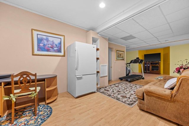 4732 W Woodward DRIVE, Franklin, WI 53132