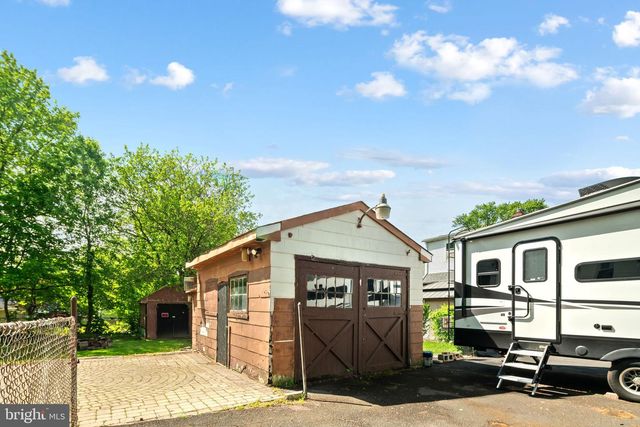 848 CEDAR AVE, Bensalem, PA 19020