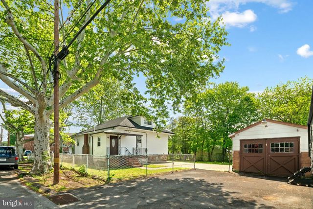 848 CEDAR AVE, Bensalem, PA 19020