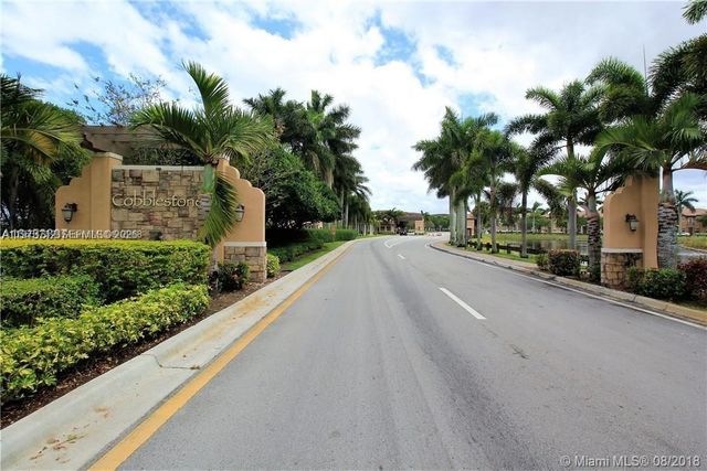 604 SW 147th Ave 1-37, Pembroke Pines, FL 33027