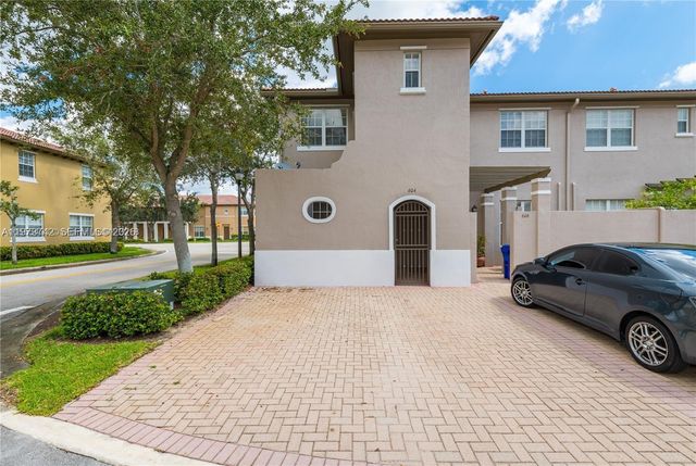 604 SW 147th Ave 1-37, Pembroke Pines, FL 33027