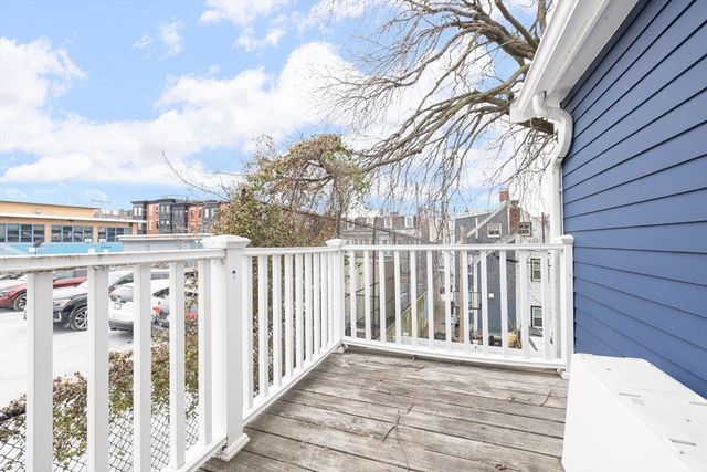 66 School St, Boston, MA 02129