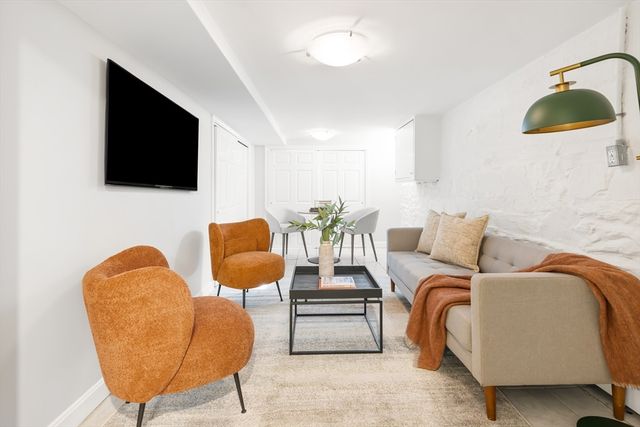 66 School St, Boston, MA 02129